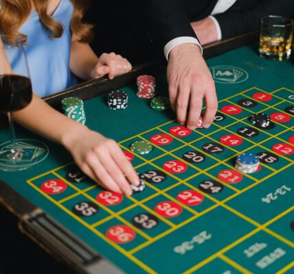 How Slot Themes and Toto Formats Shape the MPO Gaming Experience