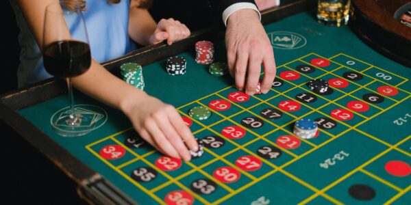 How Slot Themes and Toto Formats Shape the MPO Gaming Experience