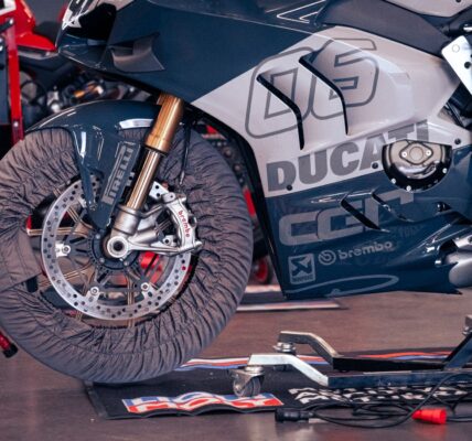 MotoGP Pirelli test
